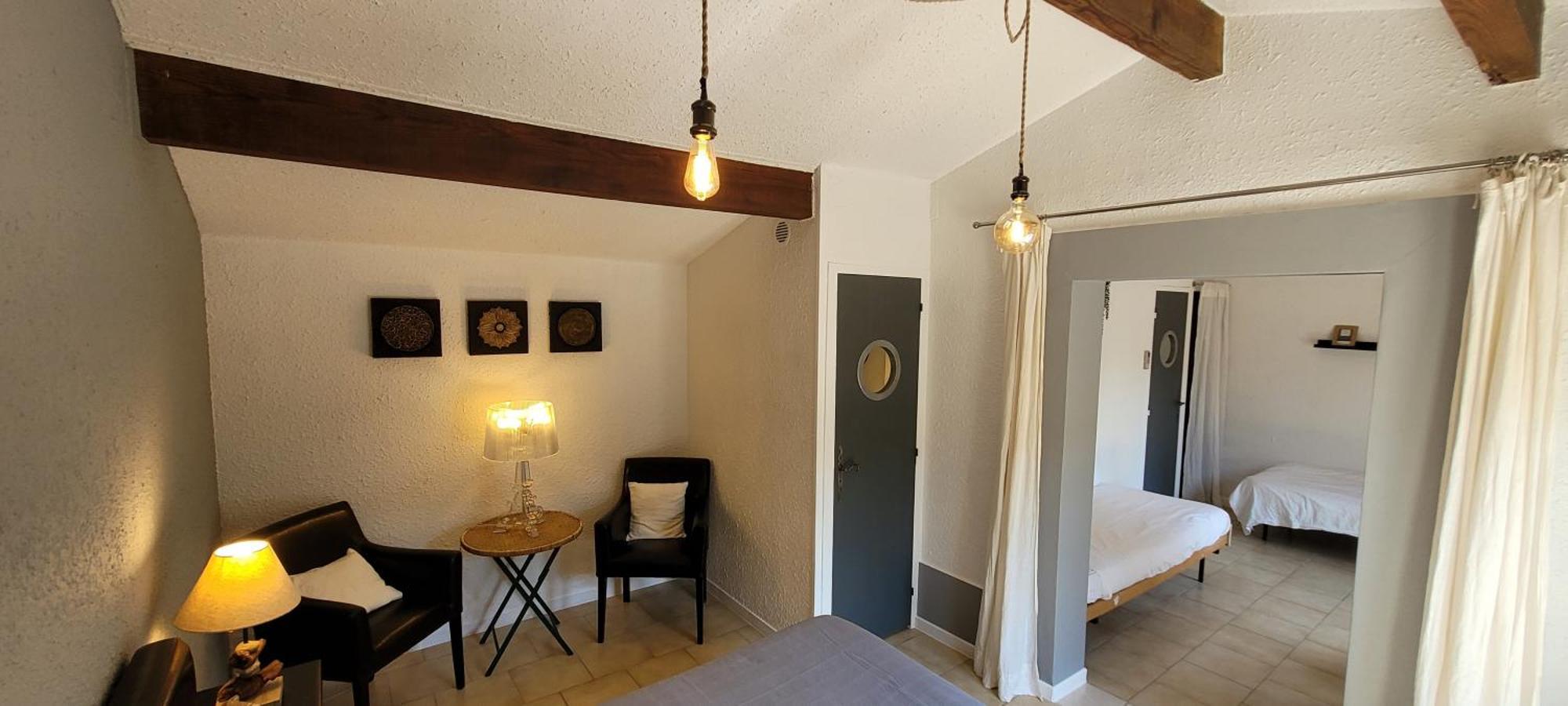 Villa Liberty Entraigues-sur-la-Sorgue Pokoj fotografie